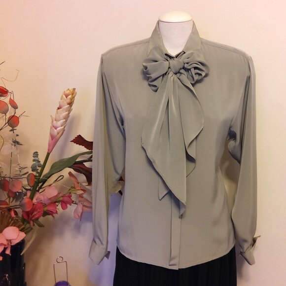 VTG Jaeger Bow Tie Neck Blouse Shirt Women’s Dressy Elegant Top XL 16 - Picture 4 of 11